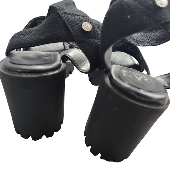 Madden NYC Womens Chunky Black Sandals Size 8 Lug Sole y2k Platform - Picture 7 of 9